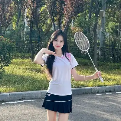 梁豪